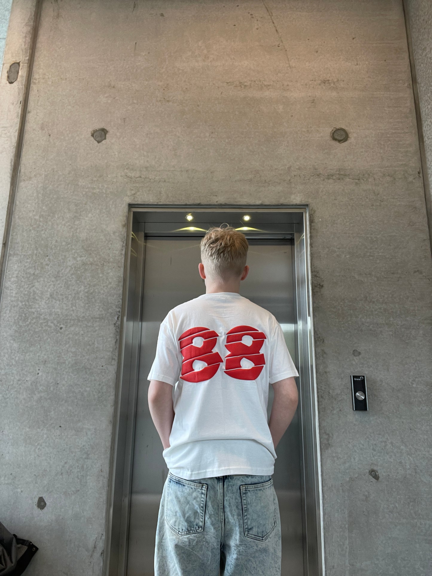 DISTRICT T-SHIRT WHITE